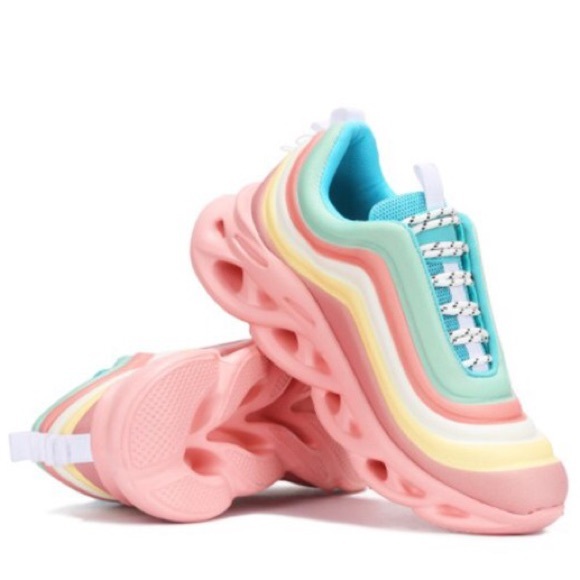 Robbin Orlando Color Block Platform Wedge Sneaker - Picture 3 of 9